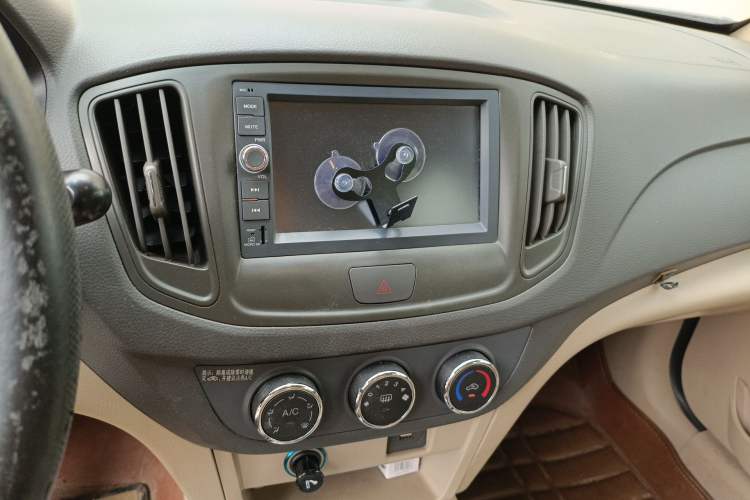 Used Chery E5 2014 1.5L Manual Youyue Model Audio And AC Panel