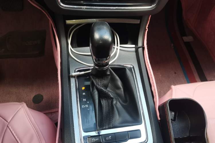 Used Roewe i6 2017 20T Automatic Flagship Edition Gear Lever