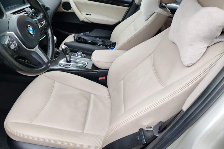 Used BMW X3 2011 xDrive28i Luxury Model
