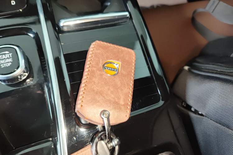 Used Volvo S60 New Energy 2022 T8 eDrive Hybrid All-Wheel Drive Smart Luxury Edition