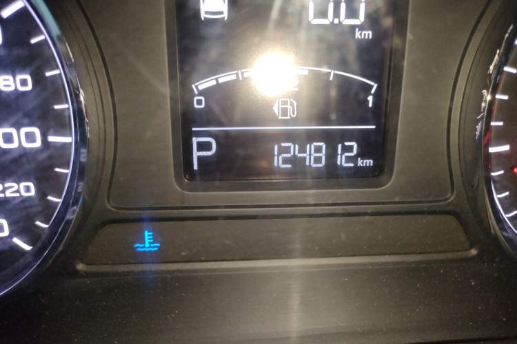 Used Roewe i6 2017 20T Automatic Internet ZhiZun Edition