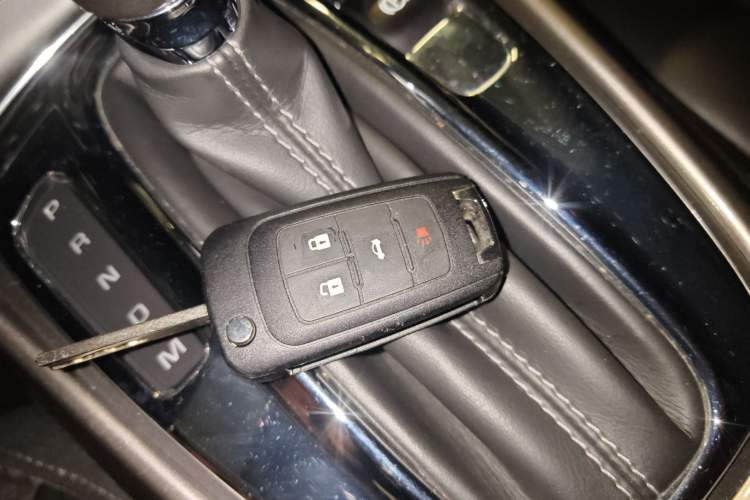 Used Chevrolet Malibu 2014 1.6T Automatic Comfort Edition Vehicle Key