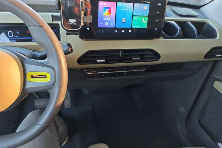 Used Geely Galaxy Panda 2024 200km Panda Rider Audio And AC Panel