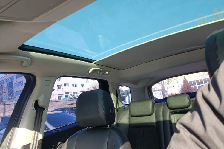 Used Land Rover Discovery Sport 2019 240 PS PURE Edition China VI Standard
