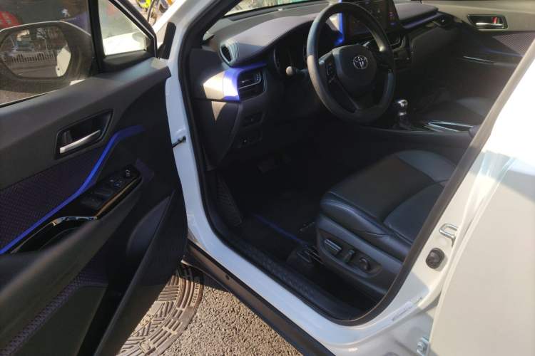 Used Toyota C-HR 2020 2.0L Leading Edition