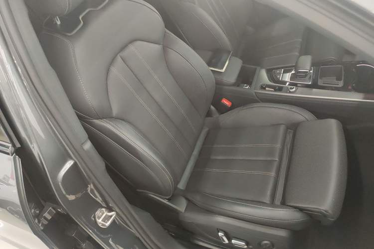 Used Audi A4L 2024 40 TFSI quattro RS Performance Package
