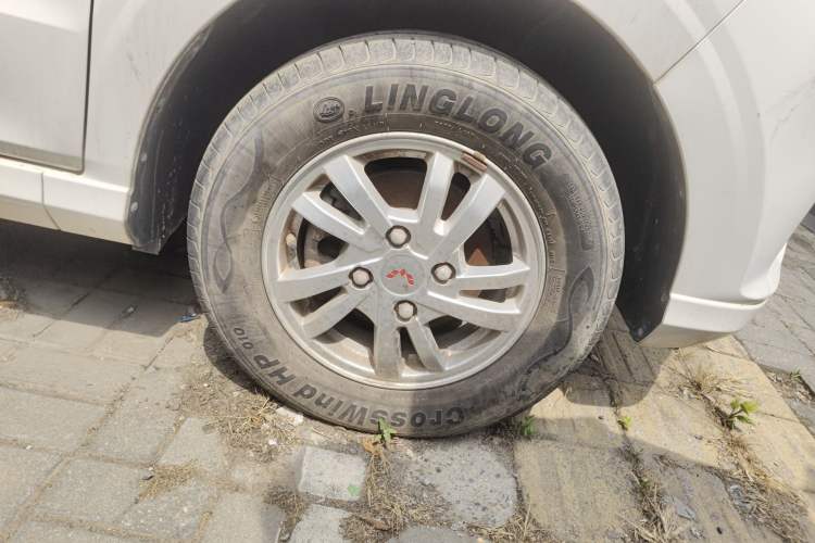 Used Wuling Hongguang 2019 1.5L S Comfort Edition China VI LAR Exterior 1