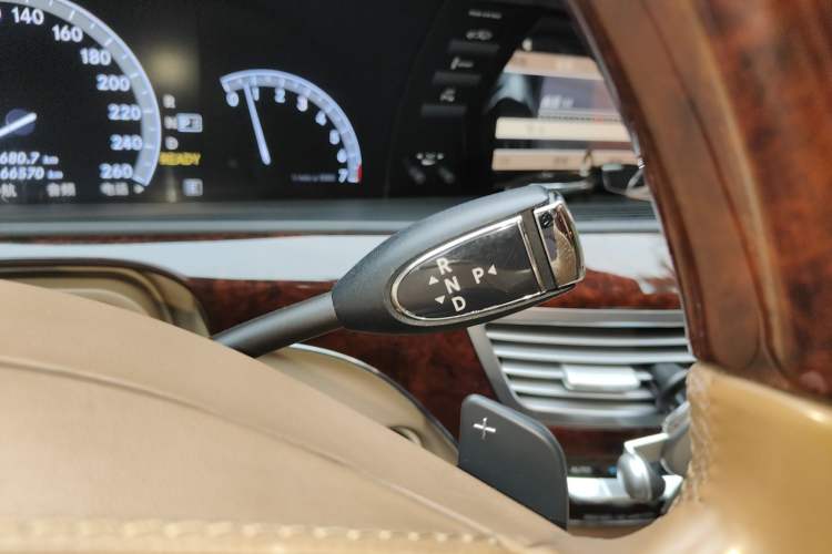 Used Mercedes-Benz S-Class 2010 S 400 L HYBRID
