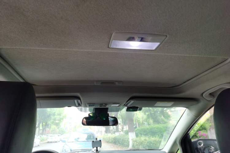 Used Mazda CX-7 2014 2.5L 2WD Premium Edition Headliner