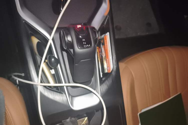 Used Haval H5 2023 2.0T Automatic All-Wheel Drive LinkedIn Gasoline Gear Lever