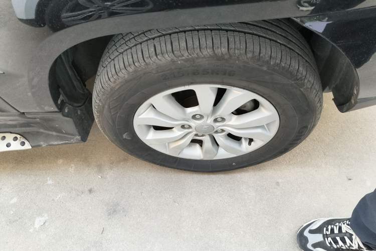 Used Kia Sportage 2013 2.0L Manual Two-Wheel Drive GL Trim
