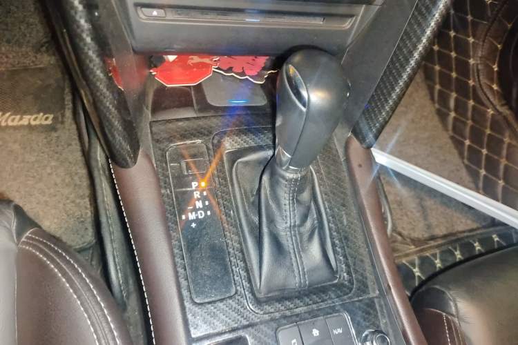 Used Mazda CX-4 2018 2.5L Automatic 4x4 Sky Passion Edition China VI Standard Gear Lever