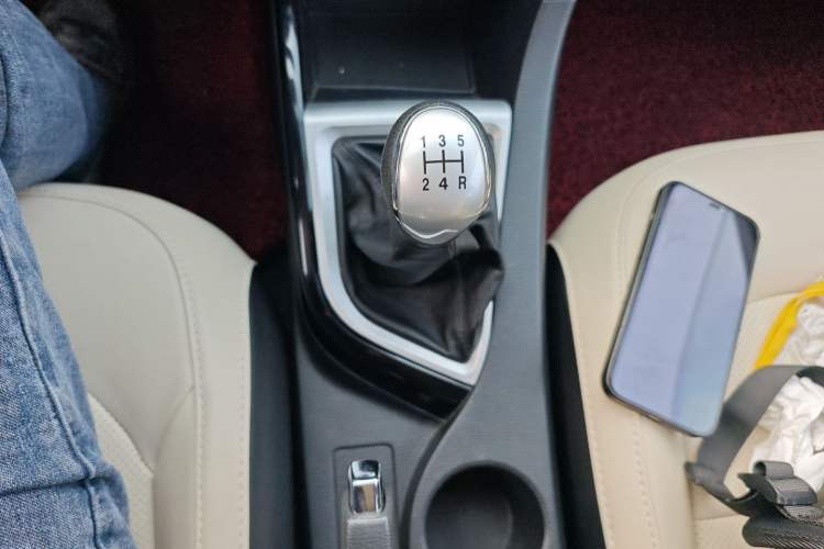 Used Changan Alsvin V7 2015 1.6L Manual Enjoyment Model China V Standard