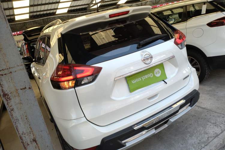 Used Nissan X-Trail 2019 2.5L CVT Smart Connect Leading Edition 4WD Rear Left 45 Deg
