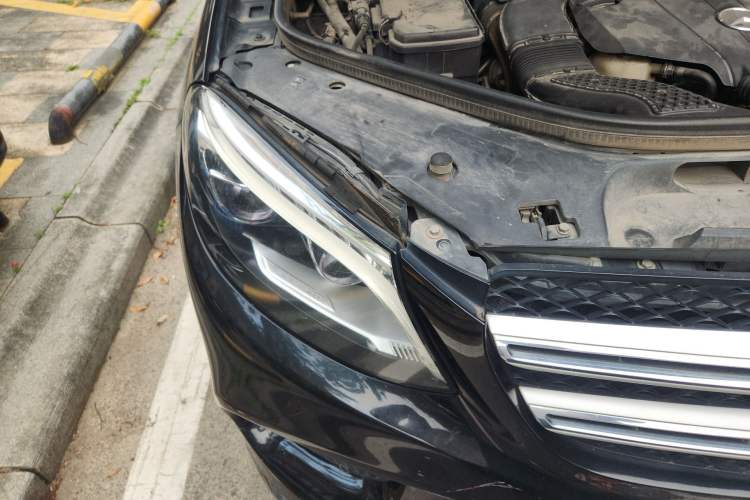 Used Mercedes-Benz GLE 2017 GLE 320 4MATIC Dynamic Model Right Front Headlight