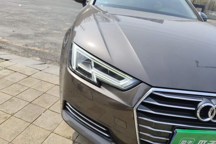 Used Audi A4L 2018 30th Anniversary Edition 40 TFSI Trendy Model Right Front Headlight