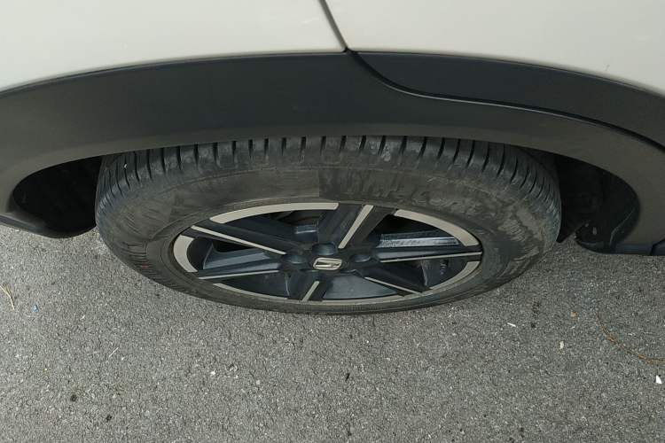 Used Honda Vezel 2023 1.5L CVT Tech Edition
