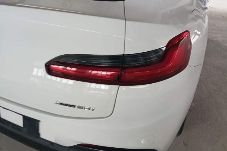 Used BMW X4 2021 xDrive 25i M Sport Package Right Rear Taillight
