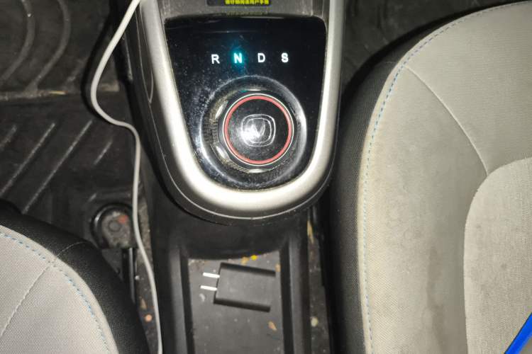 Used Oshan Benni E-Star 2021 National Edition Xin Yue Version (Fast-Charging Edition) Lithium Iron Phosphate (31.95 kWh)
