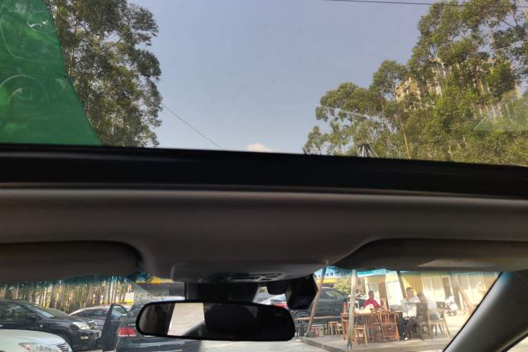 Used Toyota Camry 2023 2.0G Luxury Edition Headliner