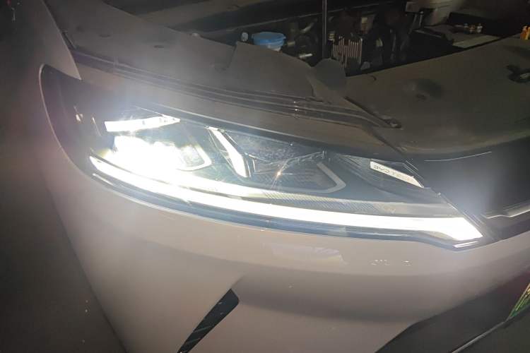 Used BYD Yuan UP 2024 401 km Active Version
