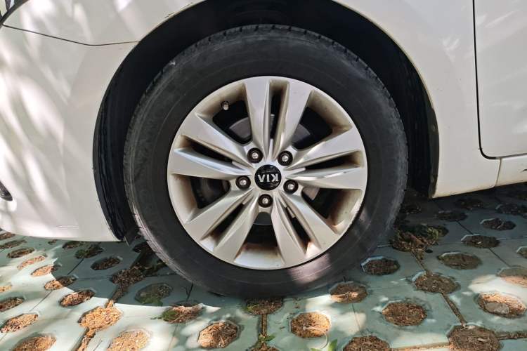 Used Kia K4 2014 1.8L Automatic GLS
