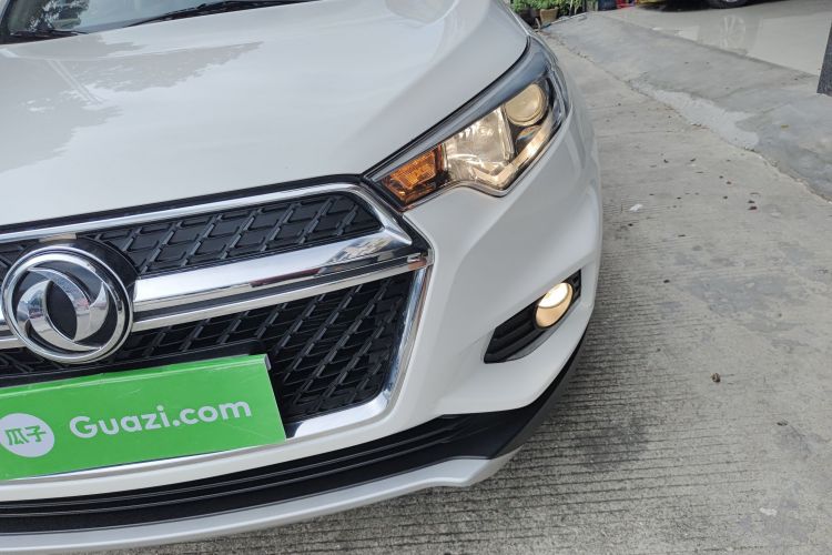 Used Dongfeng Fengdu MX5 2016 2.0L Automatic Flagship Edition