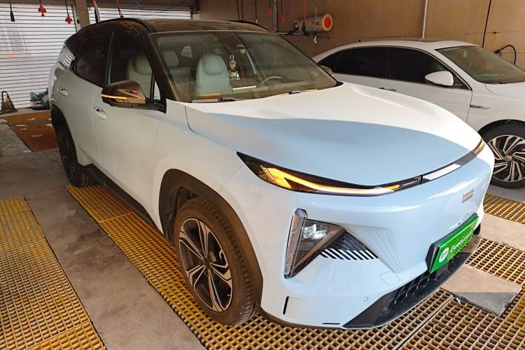 Used Geely Galaxy L7 2023 1.5T 115 km MAX Exterior 2