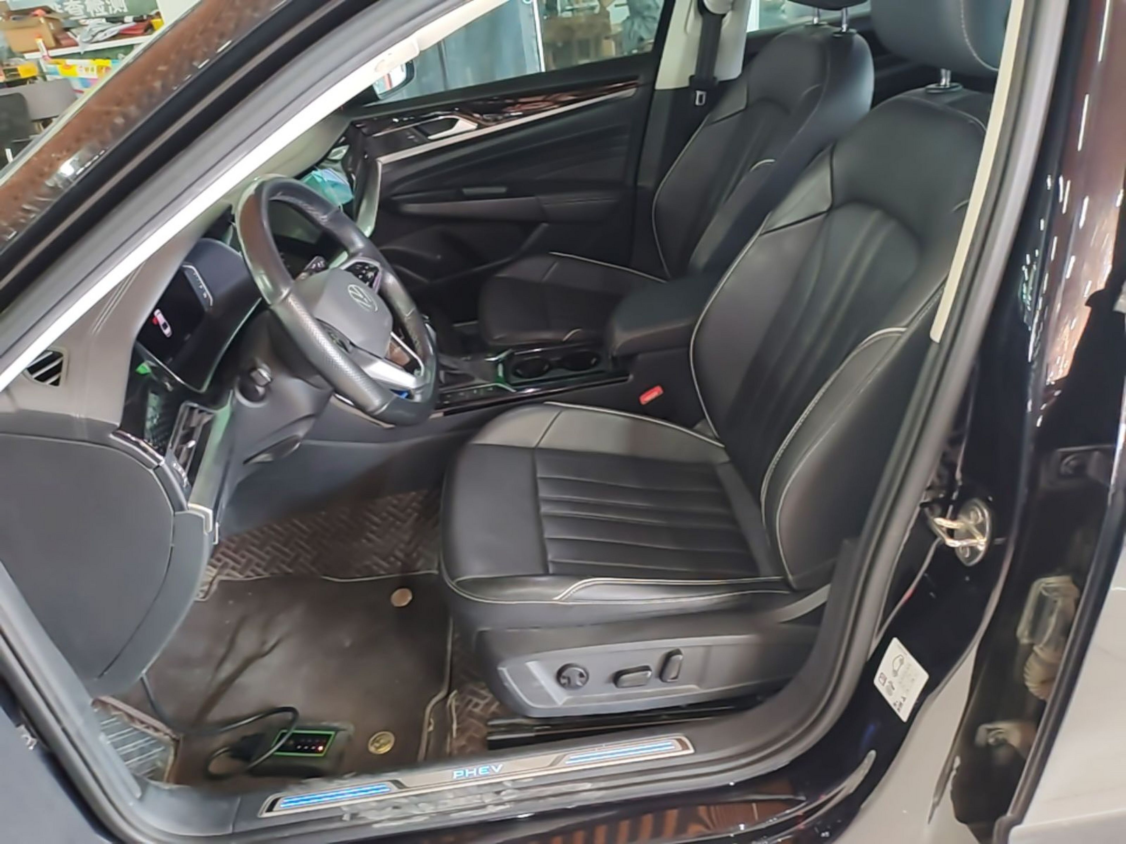 Vordere Reihe im Auto
