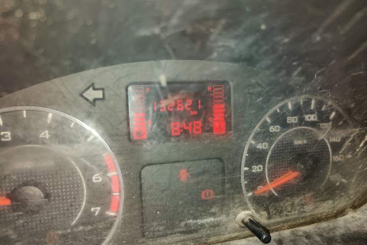 Used Wuling Hongguang V 2019 1.5L Standard Version China VI LAR
