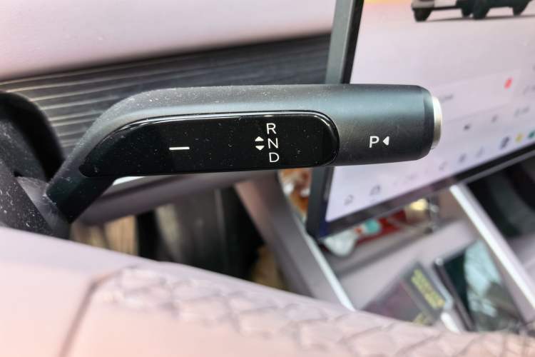 Used ONVO L60 2024 60 kWh Rear-Drive Version
