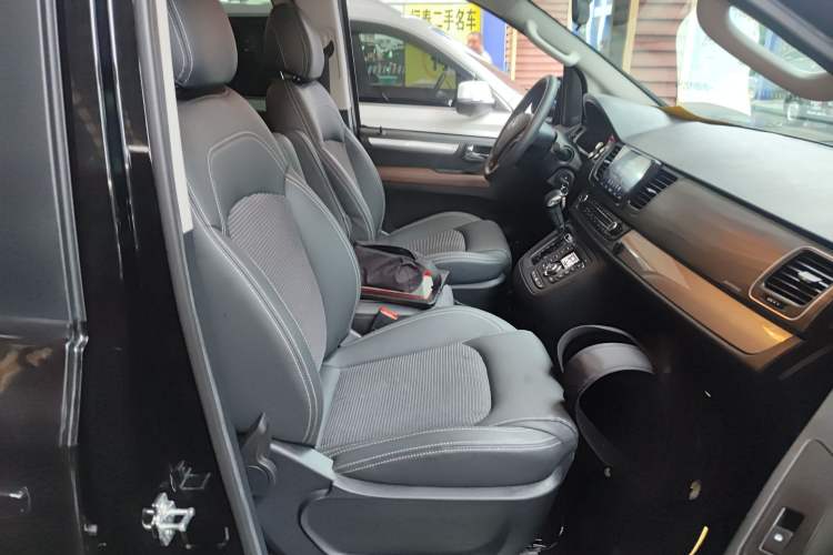 Used SAIC MAXUS G10 2018 PLUS 2.0T Automatic Elite Edition
