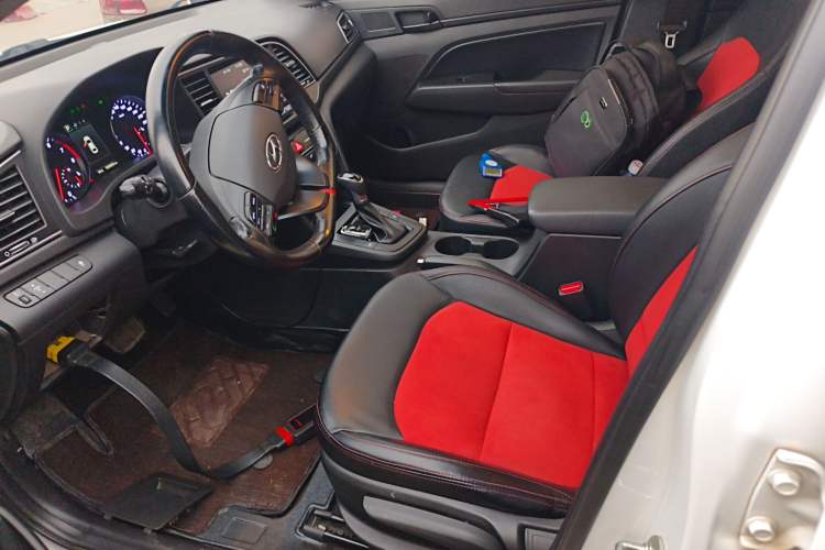 Used Hyundai Elantra (6th Generation / Lingdong) 2018 1.4T Dual-Clutch Xuan Dong · Dynamic Edition
