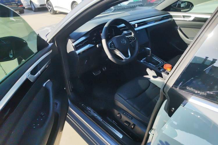 Used Volkswagen FAW-Volkswagen CC 2025 380TSI Striking All-Inclusive Edition Driver Seat