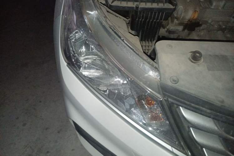 Used Baojun 310 2016 1.2L manual Comfort trim level Right Front Headlight