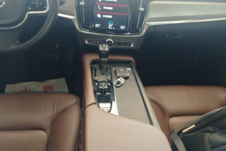 Used Volvo S90 2018 T4 Zhiyi Edition