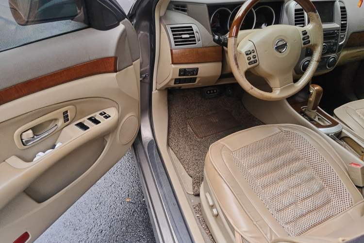 Used Nissan Sylphy 2009 2.0XL CVT Tech Sunroof Version