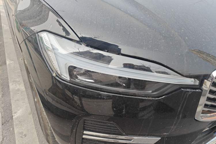 Used Volvo XC60 2026 B5 4x4 Smart Luxury Edition