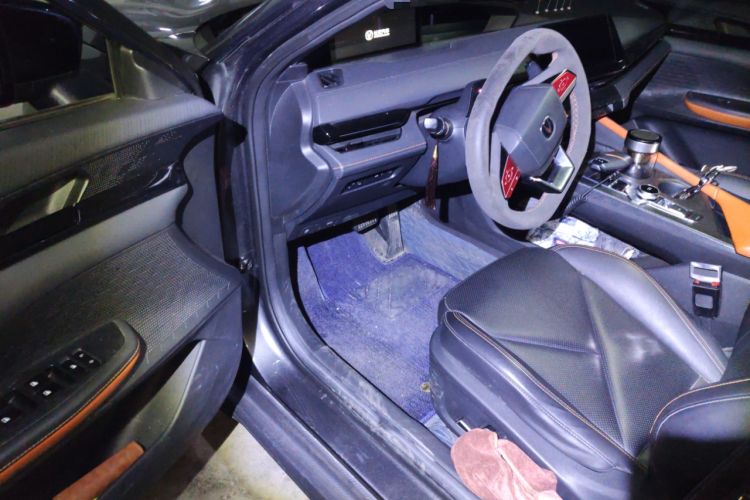 Used CHANGAN UNI-V 2022 1.5T Prestige Version