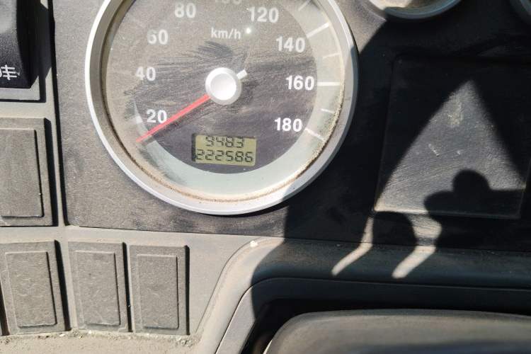 Used Iveco Daily 2014 2.5T-A35 NJ6484ACM47Z4