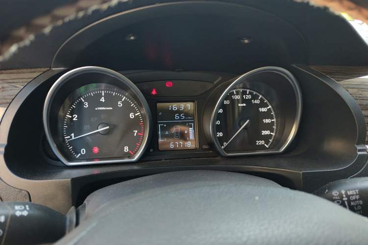 Used Zotye T600 2016 1.5T Manual Luxury Edition
