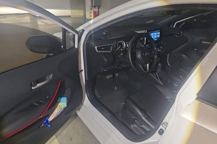 Used Toyota Levin 2022 Dual-Motor 1.8H E-CVT Sport Edition
