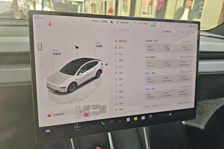 Used Tesla Model Y L 2025 Model Long-Range All-Wheel-Drive Version
