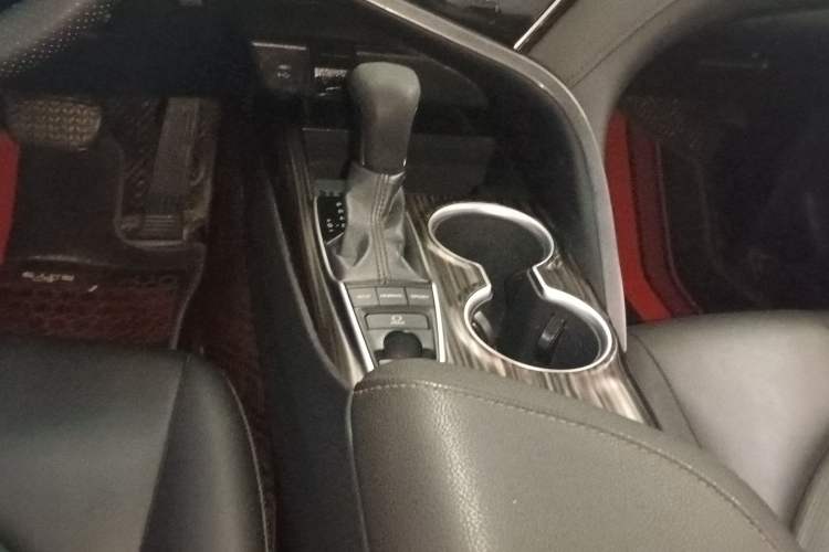 Used Toyota Camry 2018 2.5G Luxury Edition