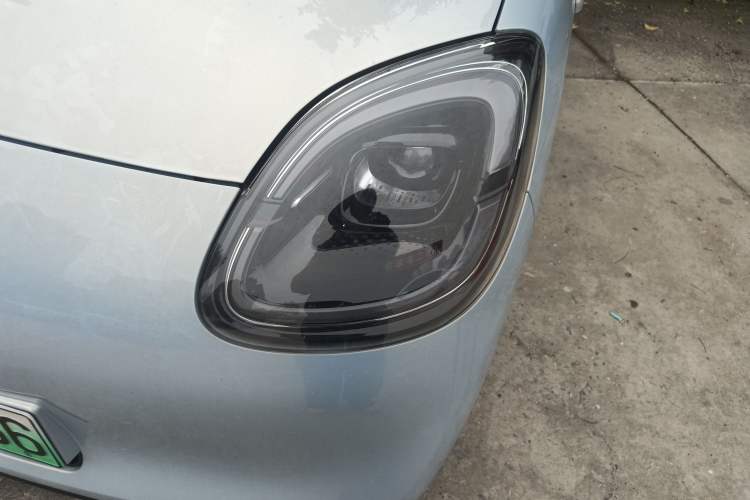 Used Wuling Hongguang MINIEV 2025 Four-Door Version Zhenxiang+ Edition Left Front Headlight