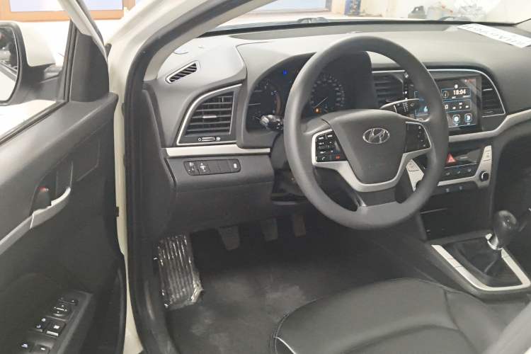 Used Hyundai Elantra (6th Generation / Lingdong) 2016 1.6L Manual ZhiXuan · Dynamic Model Driver Seat