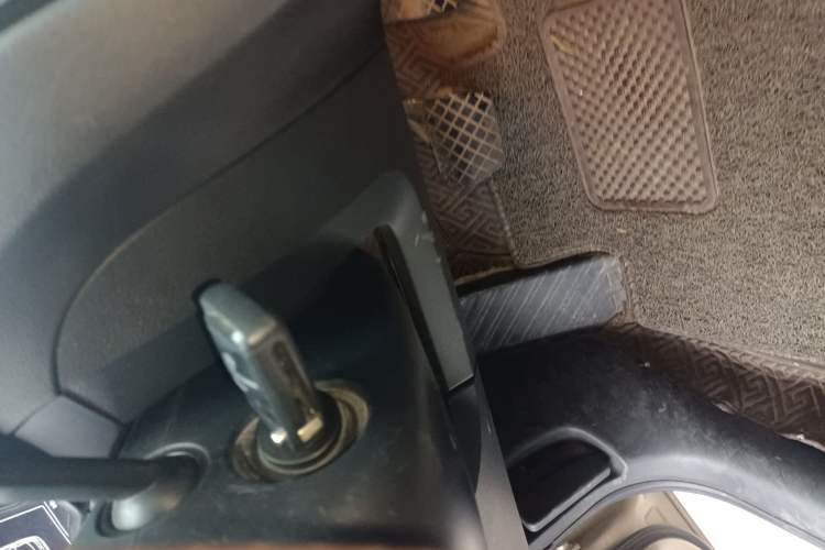 Used Skoda Octavia 2019 1.5L Automatic Smart Drive Luxury Edition China VI Standard Vehicle Key