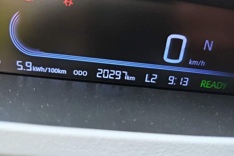 Used Geely Galaxy Panda 2023 Panda Mini 120km Asian Games Edition
