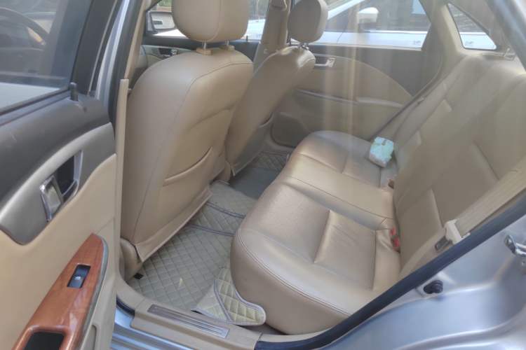 Used Buick Excelle 2011 1.6 LE-MT
