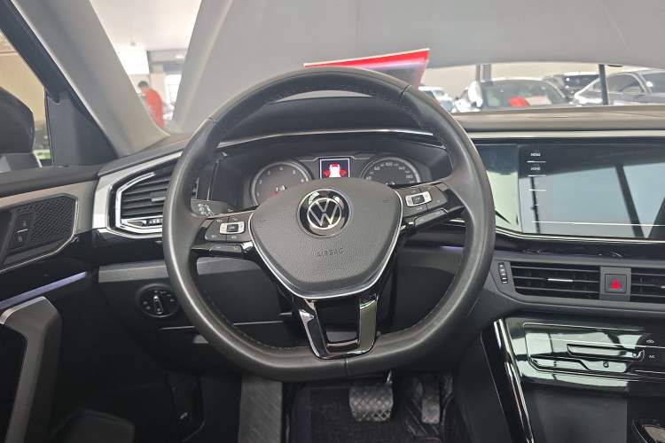 Used Volkswagen Tayron 2020 330TSI Two-Wheel Drive Luxury Smart Connectivity Version
